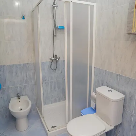 شقة Gus فلورا